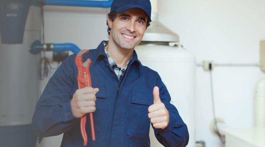 Expert burst pipe repair services in Godley, TX
